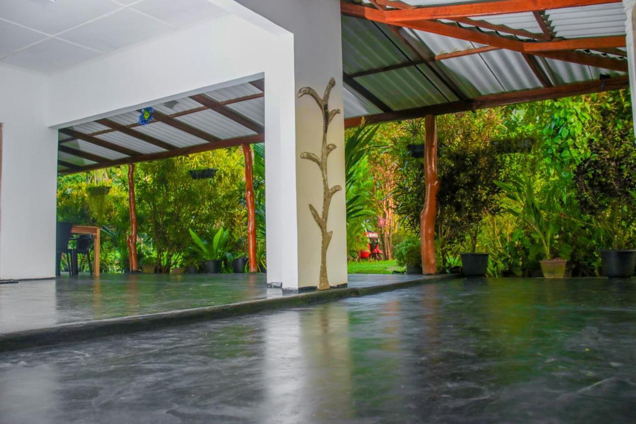 Sigiri Sandilu Homestay Sigiriya Luaran gambar