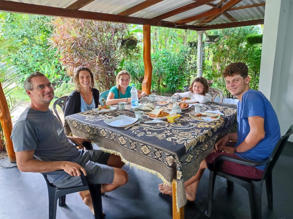 Sigiri Sandilu Homestay Sigiriya Luaran gambar