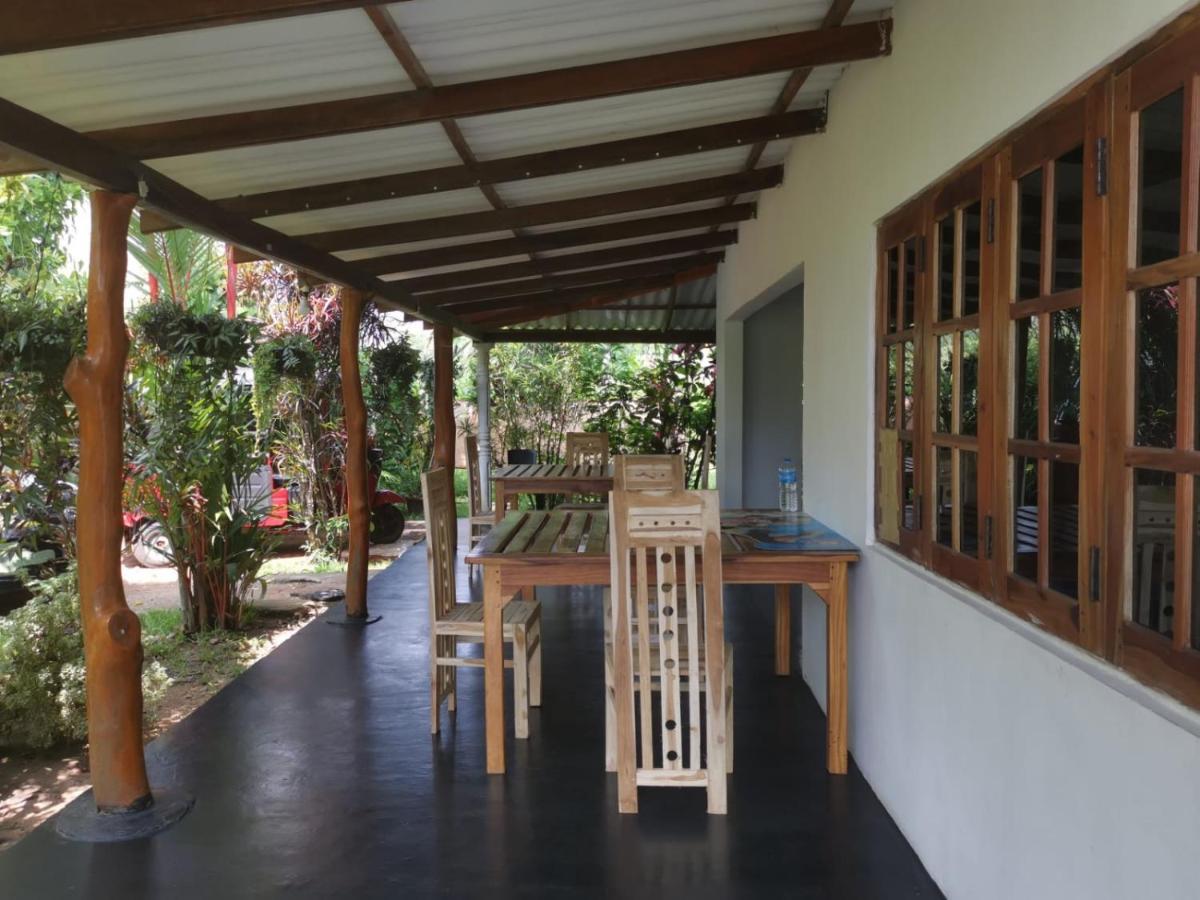 Sigiri Sandilu Homestay Sigiriya Luaran gambar